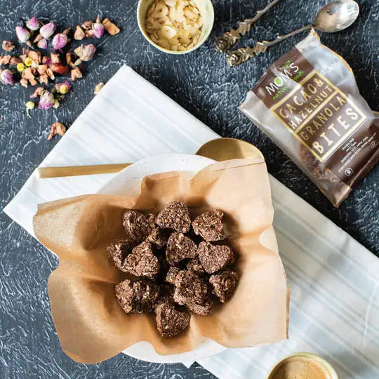 CACAO & HAZELNUT GRANOLA BITES